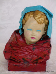 Testina Bambina con copricapo celeste
